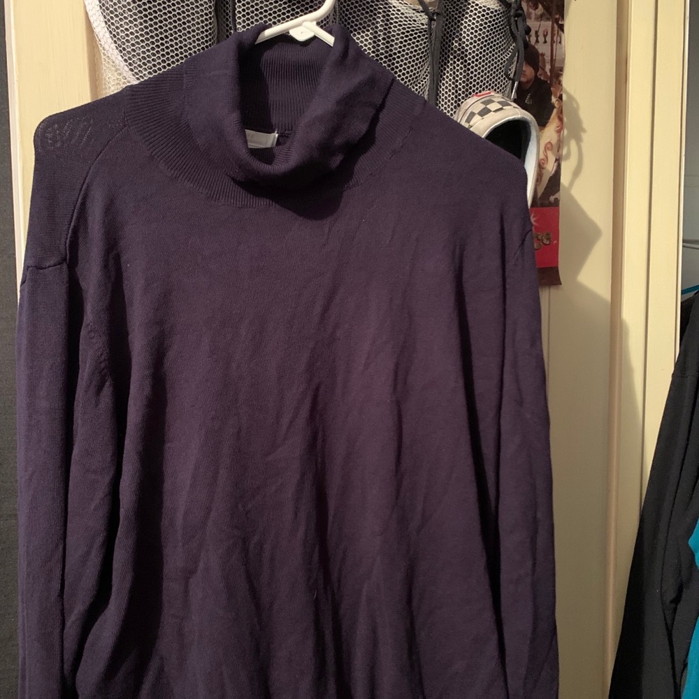 H&M dark dark blue turtleneck